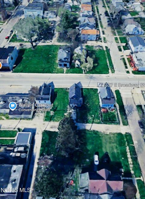 Tiny photo for 537 E Broadway Street, Toledo, OH 43605 (MLS # 10006994)