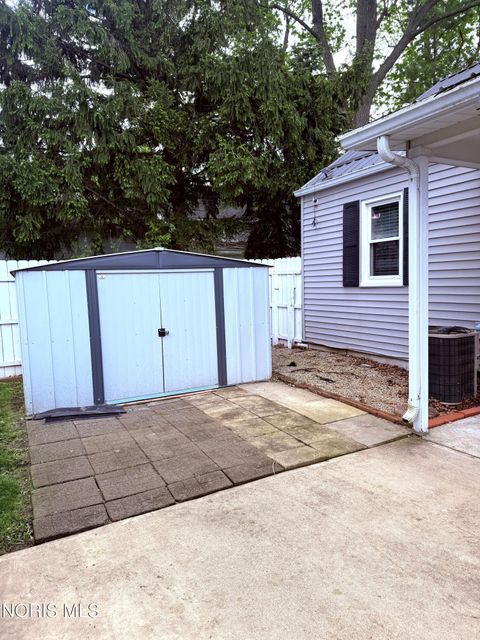 Tiny photo for 406 W Park Street, Oak Harbor, OH 43449 (MLS # 10007515)