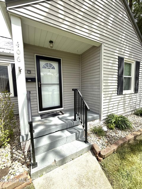 Tiny photo for 406 W Park Street, Oak Harbor, OH 43449 (MLS # 10007515)