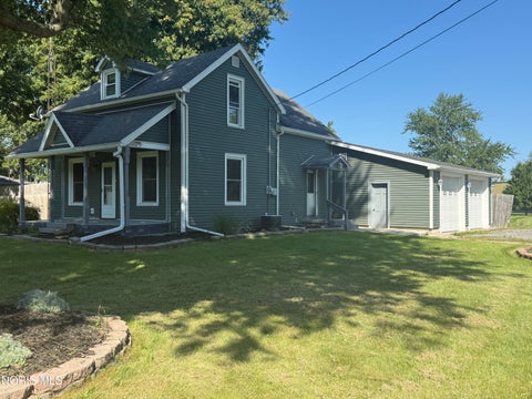 Tiny photo for 1048 E Riverview Avenue, Napoleon, OH 43545 (MLS # 10012649)