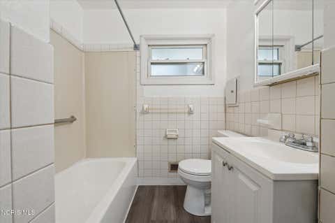 Tiny photo for 1352 Abbott Avenue, Toledo, OH 43614 (MLS # 10010650)