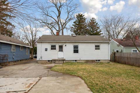 Tiny photo for 1352 Abbott Avenue, Toledo, OH 43614 (MLS # 10010650)