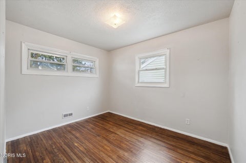 Tiny photo for 1352 Abbott Avenue, Toledo, OH 43614 (MLS # 10010650)