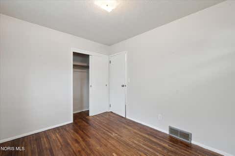 Tiny photo for 1352 Abbott Avenue, Toledo, OH 43614 (MLS # 10010650)
