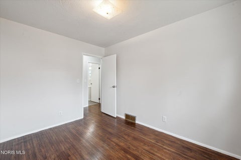 Tiny photo for 1352 Abbott Avenue, Toledo, OH 43614 (MLS # 10010650)