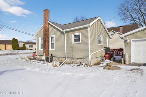 Tiny photo for 263 W Chestnut Street, Wauseon, OH 43567 (MLS # 10003275)