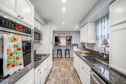 Tiny photo for 3733 Fairwood Drive, Sylvania, OH 43560 (MLS # 10005072)