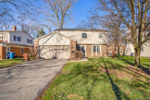 Photo of 3733 Fairwood Drive, Sylvania, OH 43560 (MLS # 10005072)