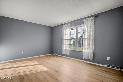 Tiny photo for 3733 Fairwood Drive, Sylvania, OH 43560 (MLS # 10005072)