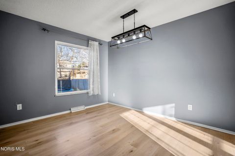 Tiny photo for 3733 Fairwood Drive, Sylvania, OH 43560 (MLS # 10005072)