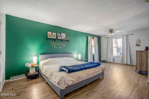 Tiny photo for 3733 Fairwood Drive, Sylvania, OH 43560 (MLS # 10005072)