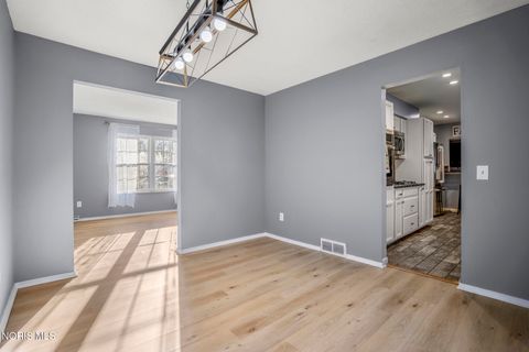 Tiny photo for 3733 Fairwood Drive, Sylvania, OH 43560 (MLS # 10005072)