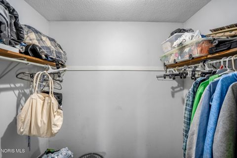 Tiny photo for 3733 Fairwood Drive, Sylvania, OH 43560 (MLS # 10005072)