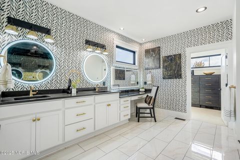 Tiny photo for 9304 Bowman Farms Lane, Sylvania, OH 43560 (MLS # 10002674)