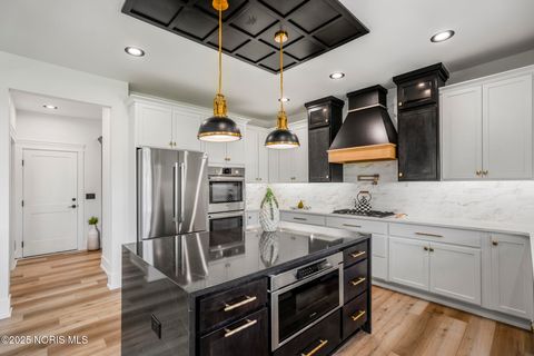 Tiny photo for 9304 Bowman Farms Lane, Sylvania, OH 43560 (MLS # 10002674)