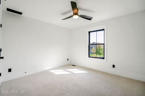 Tiny photo for 9304 Bowman Farms Lane, Sylvania, OH 43560 (MLS # 10002674)