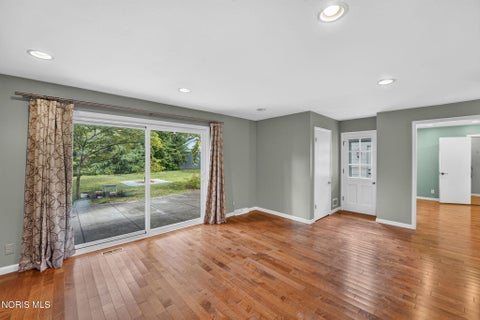 Tiny photo for 3610 Chesterton Drive, Toledo, OH 43615 (MLS # 10013213)