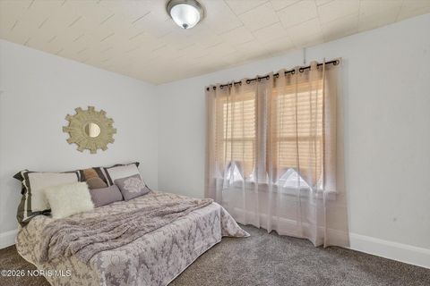 Tiny photo for 1938 Cone Street, Toledo, OH 43606 (MLS # 10003405)