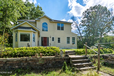 Photo of 1119 S Schwamberger Road, Swanton, OH 43558 (MLS # 10013529)