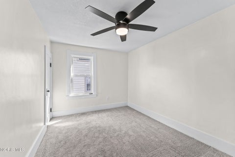 Tiny photo for 1941 Parkdale Avenue, Toledo, OH 43607 (MLS # 10012101)