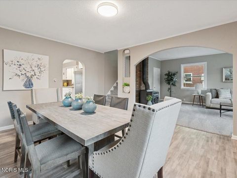 Tiny photo for 207 Ash Avenue, Findlay, OH 45840 (MLS # 10004648)