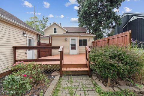 Tiny photo for 207 Ash Avenue, Findlay, OH 45840 (MLS # 10004648)