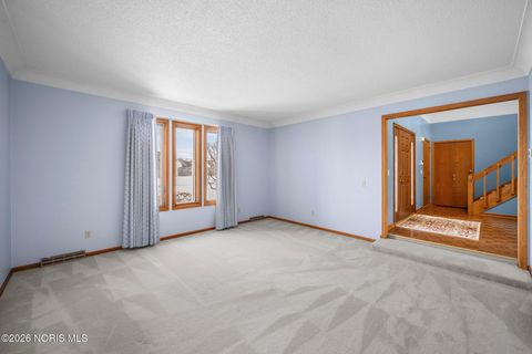 Tiny photo for 703 Anmarie Court, Oregon, OH 43616 (MLS # 10003945)