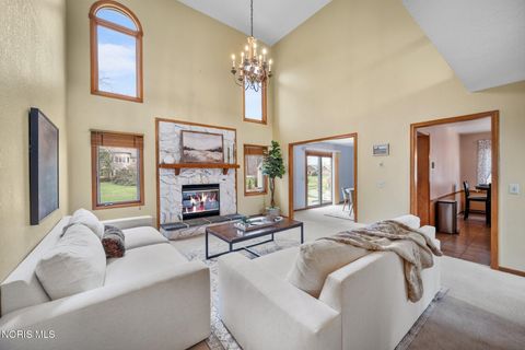 Tiny photo for 703 Anmarie Court, Oregon, OH 43616 (MLS # 10003945)