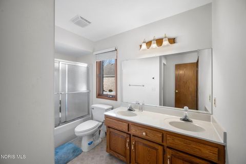 Tiny photo for 703 Anmarie Court, Oregon, OH 43616 (MLS # 10003945)