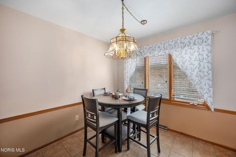 Tiny photo for 703 Anmarie Court, Oregon, OH 43616 (MLS # 10003945)