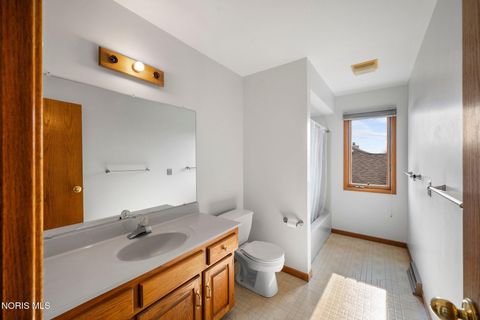 Tiny photo for 703 Anmarie Court, Oregon, OH 43616 (MLS # 10003945)