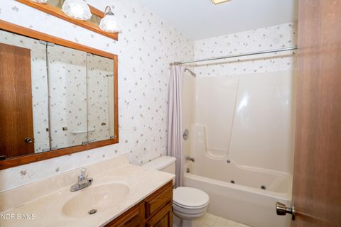 Tiny photo for 541 Wood Cree Court, Defiance, OH 43512 (MLS # 10007061)