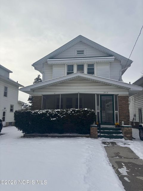 Photo of 3713 Hazelhurst Avenue, Toledo, OH 43612 (MLS # 10002756)