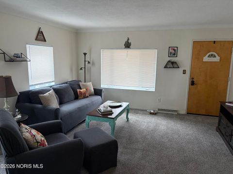 Tiny photo for 5240 Silvertown Drive, Sylvania, OH 43560 (MLS # 10002714)