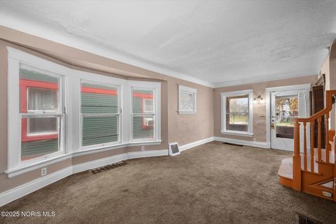 Tiny photo for 408 Boston Place, Toledo, OH 43610 (MLS # 10001733)