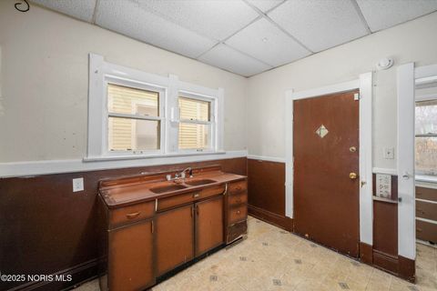 Tiny photo for 408 Boston Place, Toledo, OH 43610 (MLS # 10001733)