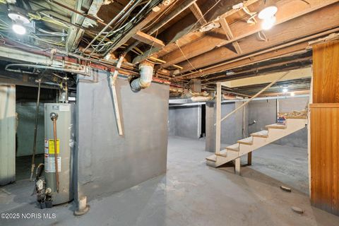 Tiny photo for 408 Boston Place, Toledo, OH 43610 (MLS # 10001733)