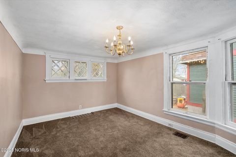 Tiny photo for 408 Boston Place, Toledo, OH 43610 (MLS # 10001733)