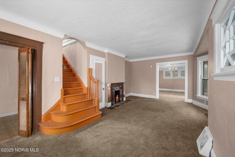 Tiny photo for 408 Boston Place, Toledo, OH 43610 (MLS # 10001733)