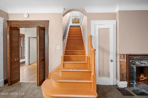 Tiny photo for 408 Boston Place, Toledo, OH 43610 (MLS # 10001733)