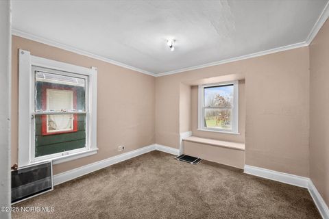 Tiny photo for 408 Boston Place, Toledo, OH 43610 (MLS # 10001733)