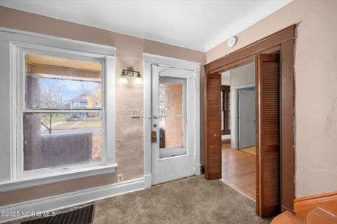 Tiny photo for 408 Boston Place, Toledo, OH 43610 (MLS # 10001733)