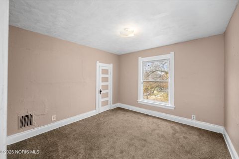 Tiny photo for 408 Boston Place, Toledo, OH 43610 (MLS # 10001733)