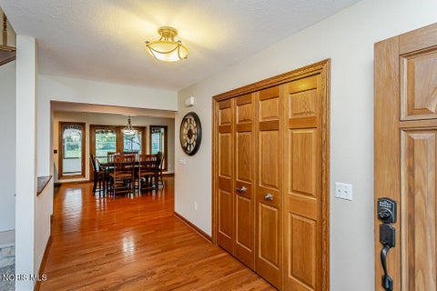 Tiny photo for 30526 E River Road, Perrysburg, OH 43551 (MLS # 10013286)