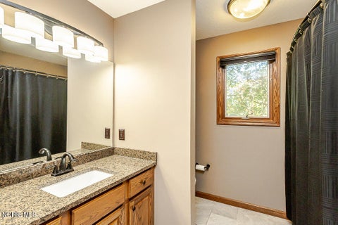 Tiny photo for 30526 E River Road, Perrysburg, OH 43551 (MLS # 10013286)