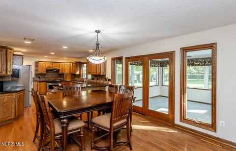 Tiny photo for 30526 E River Road, Perrysburg, OH 43551 (MLS # 10013286)