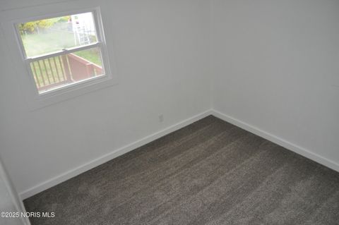 Tiny photo for 602 W Northgate Parkway, Toledo, OH 43612 (MLS # 10000491)