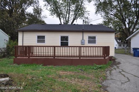 Tiny photo for 602 W Northgate Parkway, Toledo, OH 43612 (MLS # 10000491)