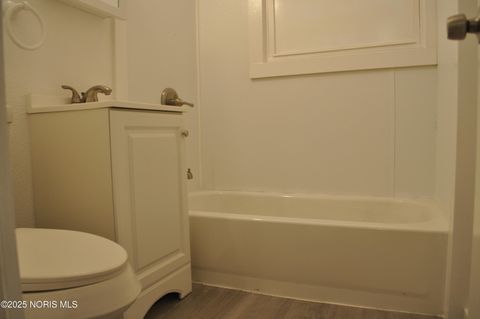 Tiny photo for 602 W Northgate Parkway, Toledo, OH 43612 (MLS # 10000491)