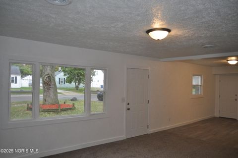 Tiny photo for 602 W Northgate Parkway, Toledo, OH 43612 (MLS # 10000491)